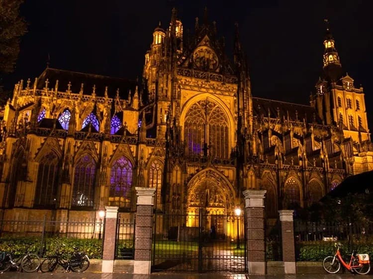 Travel image 7