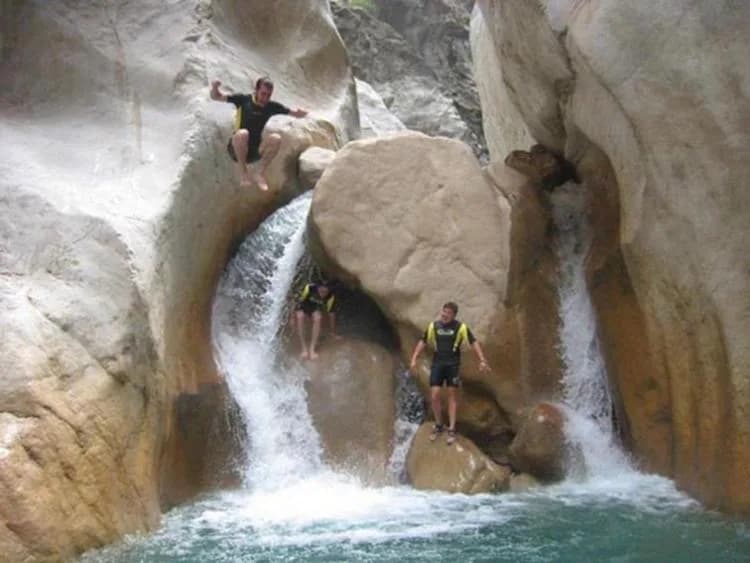 Travel image 18
