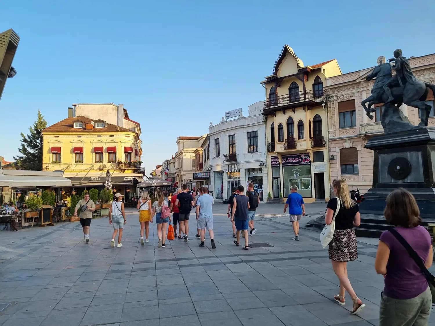 Travel image 4