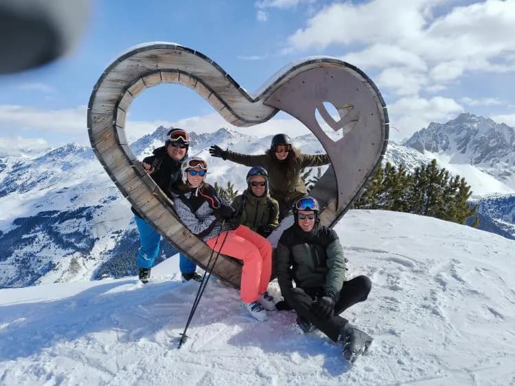 Travel image 12