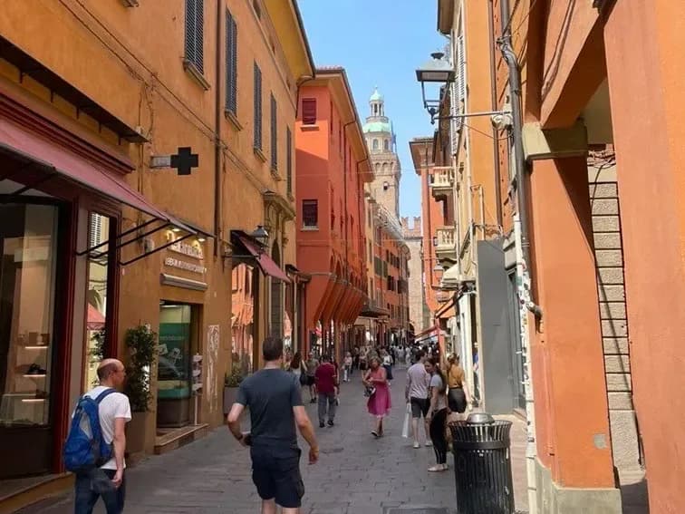Travel image 4