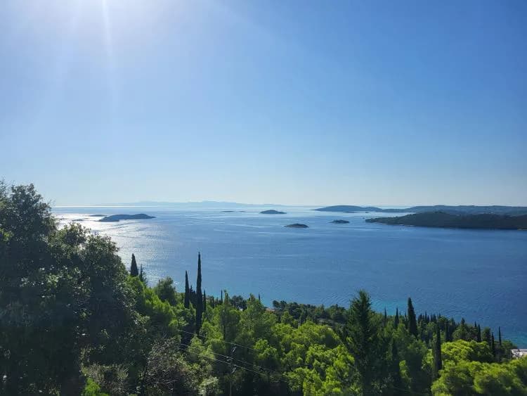 Travel image 4