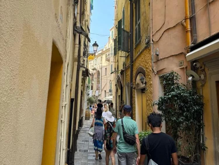 Travel image 8