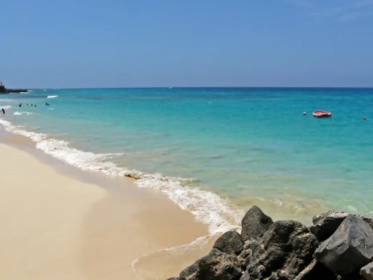 Travel image 4